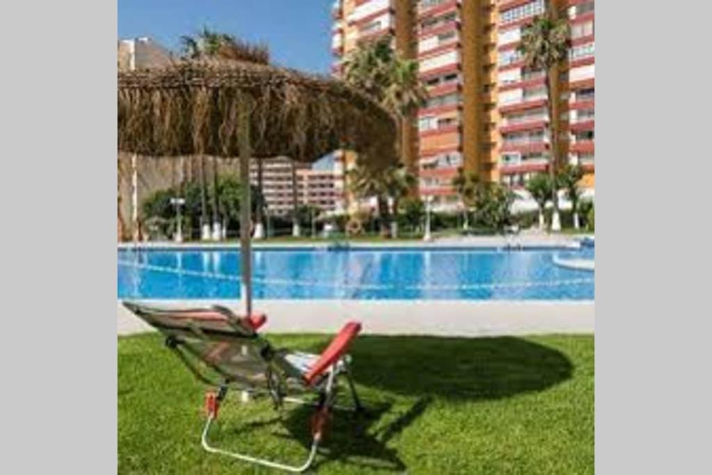 Coqueto En Puerto Marina Con Piscina Appartement Benalmádena